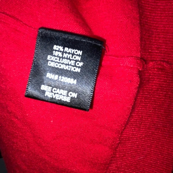 Torrid Plus Black Lace Inset Long Sleeve Sweater Top Red Size 1X Holiday Wear - Picture 4 of 5